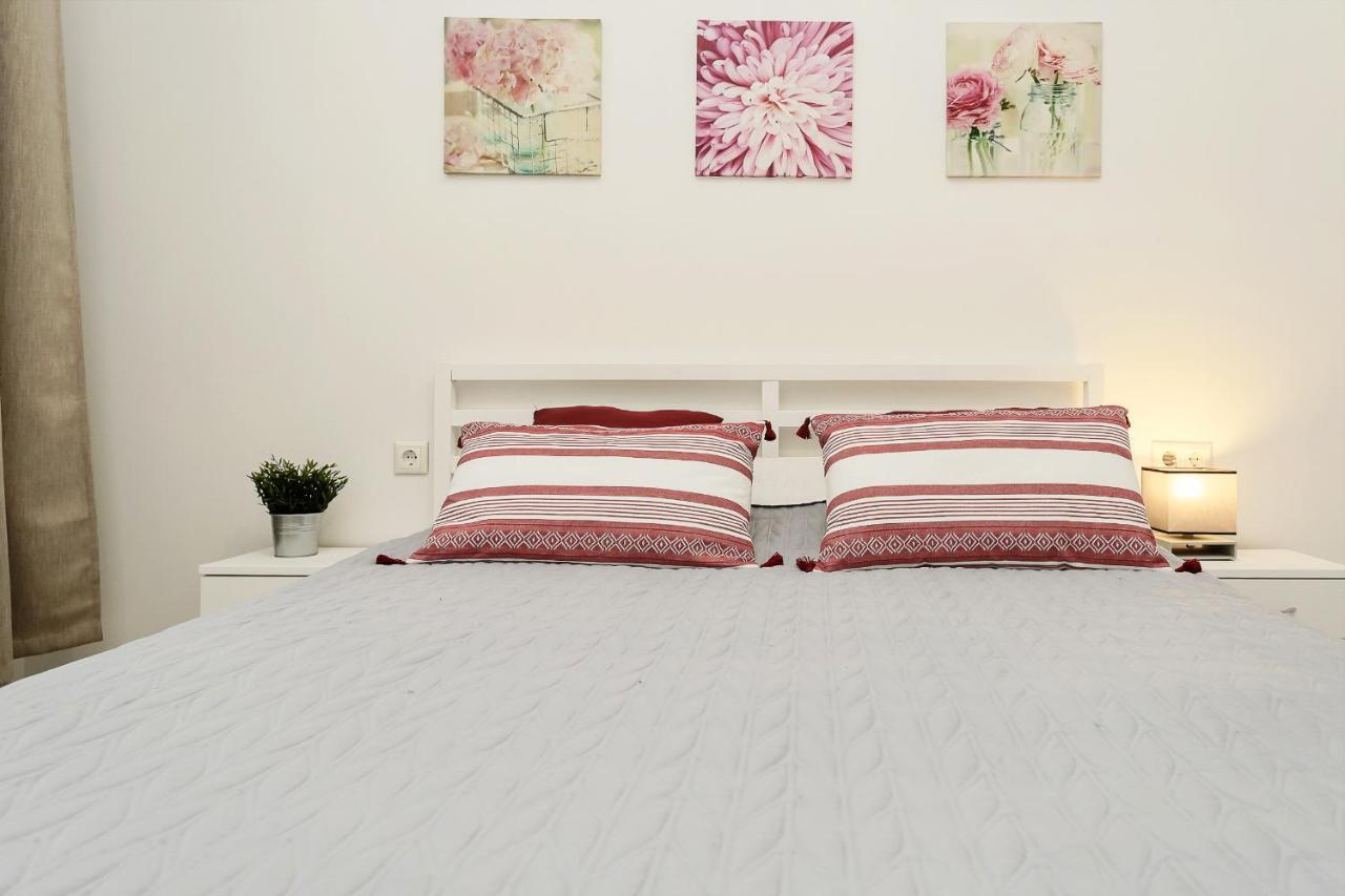 Arida Apartments Рига Екстериор снимка