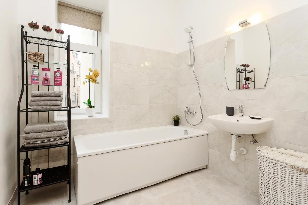 Arida Apartments Рига Екстериор снимка